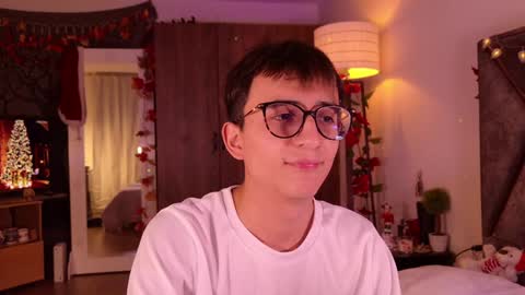 Snapshot of mr_evan1 chatting on 12/02/24, 03:03 Mr Evans online show from 12/02/24, 03:03