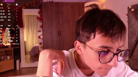 Snapshot of mr_evan1 chatting on 12/02/24, 06:10 Mr Evans online show from 12/02/24, 06:10