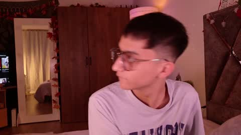 Snapshot of mr_evan1 chatting on 12/10/24, 12:05 Mr Evans online show from 12/10/24, 12:05