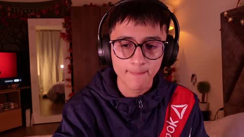 Snapshot of mr_evan1 chatting on 12/11/24, 12:23 Mr Evans online show from 12/11/24, 12:23