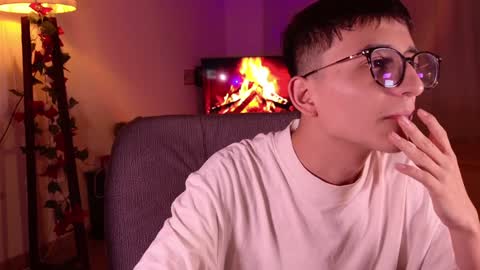 Snapshot of mr_evan1 chatting on 12/14/24, 12:12 Mr Evans online show from 12/14/24, 12:12