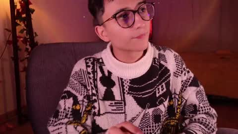 Snapshot of mr_evan1 chatting on 12/17/24, 03:49 Mr Evans online show from 12/17/24, 03:49