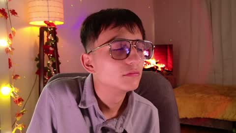 Snapshot of mr_evan1 chatting on 01/14/25, 04:40 Mr Evans online show from 01/14/25, 04:40