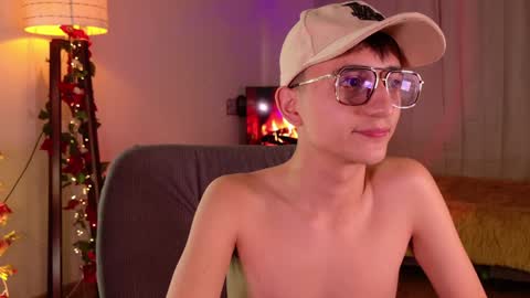 Snapshot of mr_evan1 chatting on 01/16/25, 03:24 Mr Evans online show from 01/16/25, 03:24