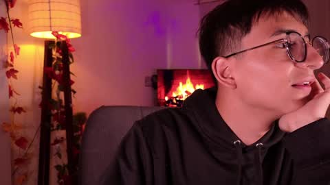 Snapshot of mr_evan1 chatting on 01/23/25, 12:52 Mr Evans online show from 01/23/25, 12:52