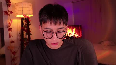 Snapshot of mr_evan1 chatting on 01/25/25, 12:37 Mr Evans online show from 01/25/25, 12:37