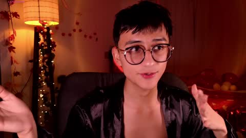 Snapshot of mr_evan1 chatting on 02/06/25, 03:52 Mr Evans online show from 02/06/25, 03:52