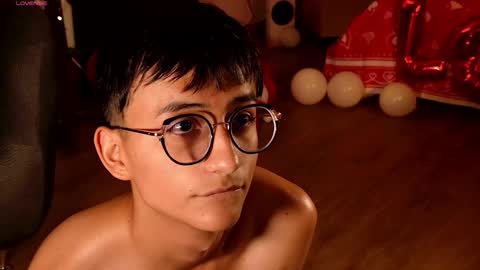 Snapshot of mr_evan1 chatting on 02/06/25, 06:56 Mr Evans online show from 02/06/25, 06:56