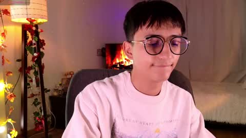 Snapshot of mr_evan1 chatting on 02/17/25, 01:10 Mr Evans online show from 02/17/25, 01:10