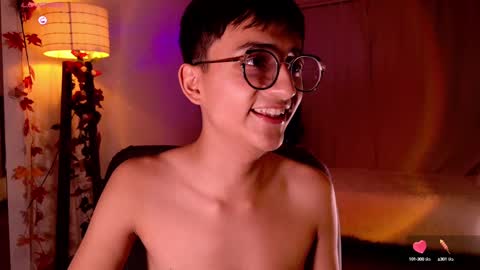 Snapshot of mr_evan1 chatting on 02/17/25, 07:21 Mr Evans online show from 02/17/25, 07:21