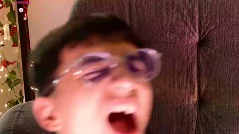 Snapshot of mr_evan1 chatting on 02/18/25, 04:48 Mr Evans online show from 02/18/25, 04:48