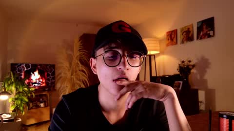 Snapshot of mr_evan1 chatting on 09/09/25, 02:49 Mr Evans online show from 09/09/25, 02:49