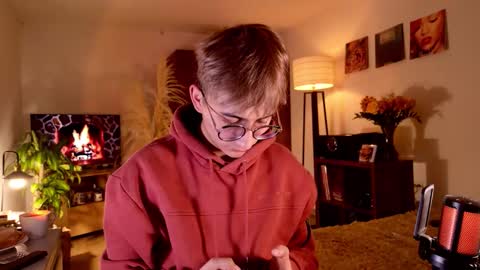 Snapshot of mr_evan1 chatting on 09/14/25, 03:55 Mr Evans online show from 09/14/25, 03:55