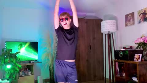 Snapshot of mr_evan1 chatting on 10/02/25, 05:20 Mr Evans online show from 10/02/25, 05:20