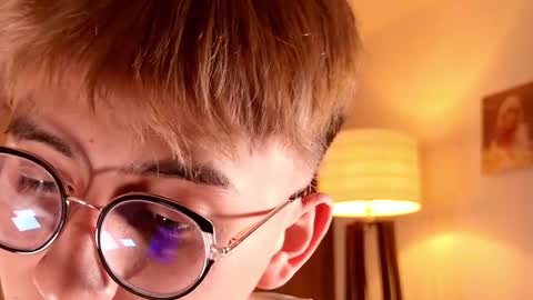 Snapshot of mr_evan1 chatting on 10/03/25, 03:53 Mr Evans online show from 10/03/25, 03:53