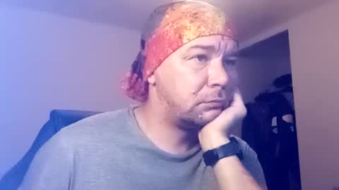 mr_i_ online show from 12/29/24, 09:41