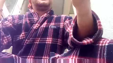 mr_i_ online show from 10/16/25, 07:31