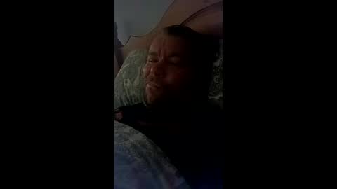 mr_i_ online show from 05/01/26, 07:57