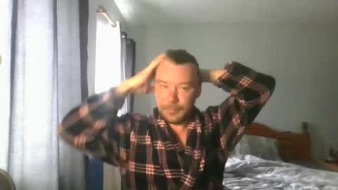 mr_i_ online show from 05/02/26, 06:07