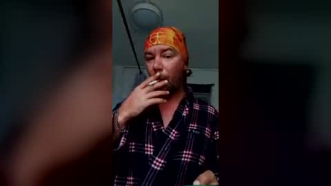 mr_i_ online show from 06/15/26, 07:32