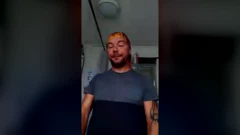 mr_i_ online show from 06/16/26, 07:33