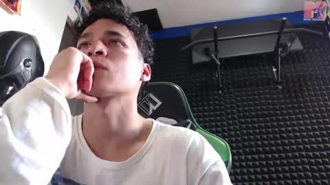 Snapshot of mr_lollipop77 chatting on 04/01/26, 06:05 Call me Angel please online show from 04/01/26, 06:05