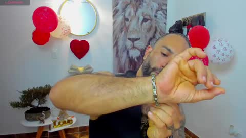 mr_maik22 online show from 02/17/25, 10:51