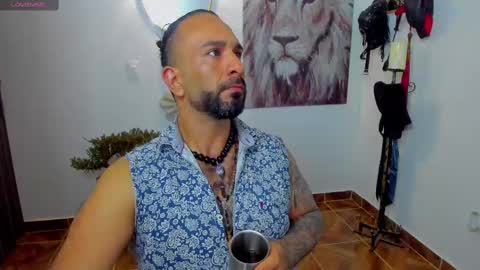 mr_maik22 online show from 02/21/25, 11:22