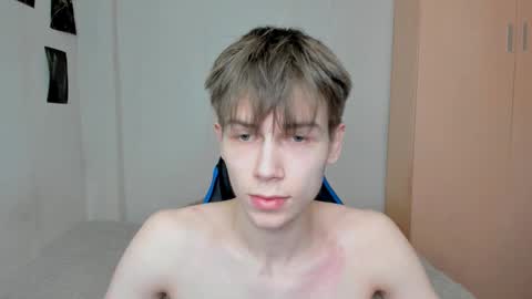 Snapshot of mr_makentoshi chatting on 03/07/25, 04:35 Makentoshi online show from 03/07/25, 04:35