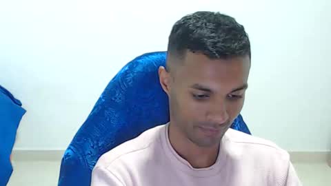 Max online show from 02/23/26, 06:27