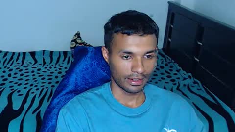 Snapshot of mr_max__ chatting on 05/11/26, 08:28 Max online show from 05/11/26, 08:28