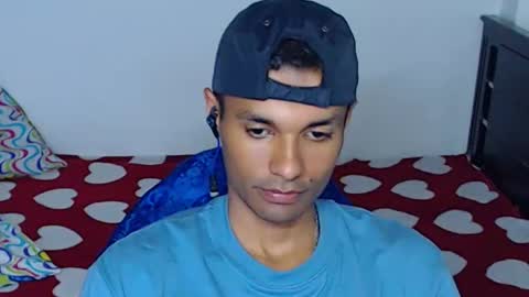 Snapshot of mr_max__ chatting on 05/12/26, 02:58 Max online show from 05/12/26, 02:58