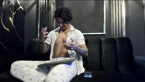 mr_maximo online show from 09/16/25, 05:08