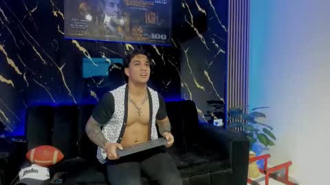 mr_maximo online show from 02/13/26, 03:46