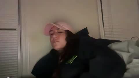 Snapshot of mr_mrs_glitter chatting on 02/22/26, 11:58 Mr Mrs Glitter online show from 02/22/26, 11:58