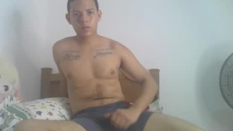 mr_sharkmaster777 online show from 01/04/25, 05:37