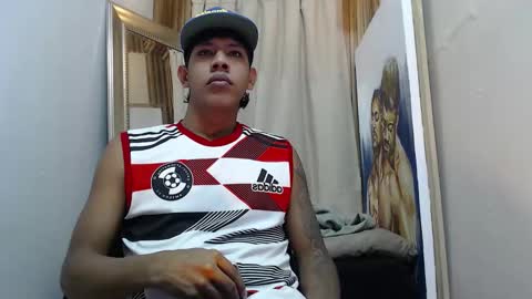 mr_stiven_ online show from 10/14/25, 02:56