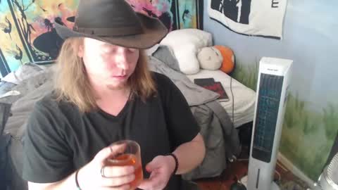 Snapshot of mr_strawberry chatting on 06/01/26, 05:47 mr_strawberry online show from 06/01/26, 05:47