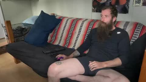 Snapshot of mr_valdor chatting on 05/03/26, 05:52 Valdor online show from 05/03/26, 05:52