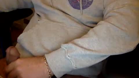 Snapshot of mranderson969 chatting on 02/16/25, 03:27 mranderson969 online show from 02/16/25, 03:27