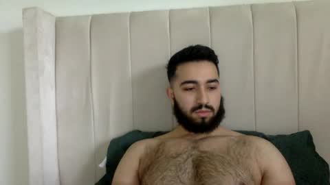 Snapshot of mrarabdaddy chatting on 06/19/26, 11:47 mrarabdaddy online show from 06/19/26, 11:47