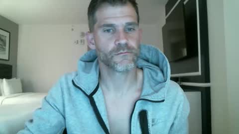 MrAsstastix online show from 10/18/25, 10:10