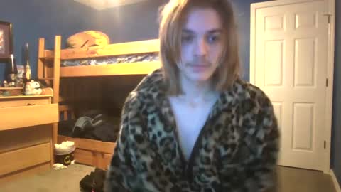 Ant online show from 12/03/24, 05:53