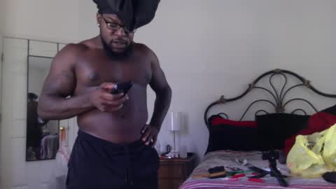 MrBigDThomas online show from 10/14/25, 02:29