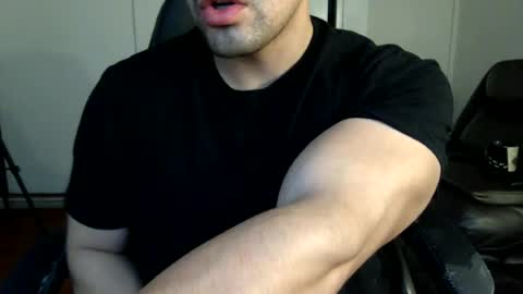 Snapshot of mrbree chatting on 07/29/26, 05:44 Mr Bree online show from 07/29/26, 05:44