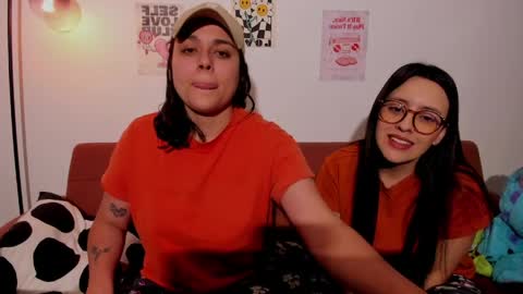 Laura online show from 04/10/26, 03:45