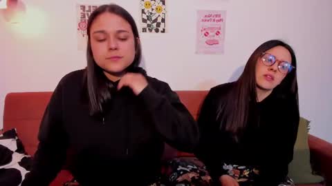 Laura online show from 07/22/26, 04:48