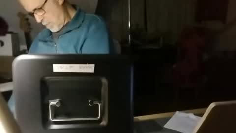 mrcgowler online show from 12/18/25, 08:04