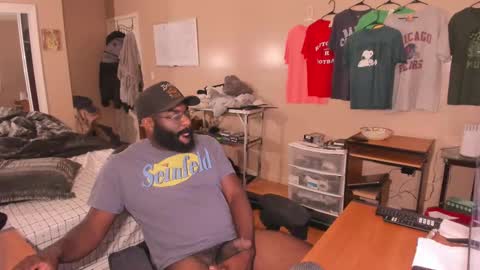 Chuck Daily online show from 10/08/25, 05:27