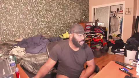 Chuck Daily online show from 05/08/26, 06:08